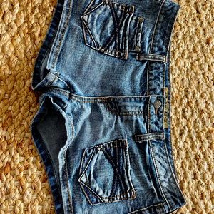 Hint of Mint Jean short shorts size 11